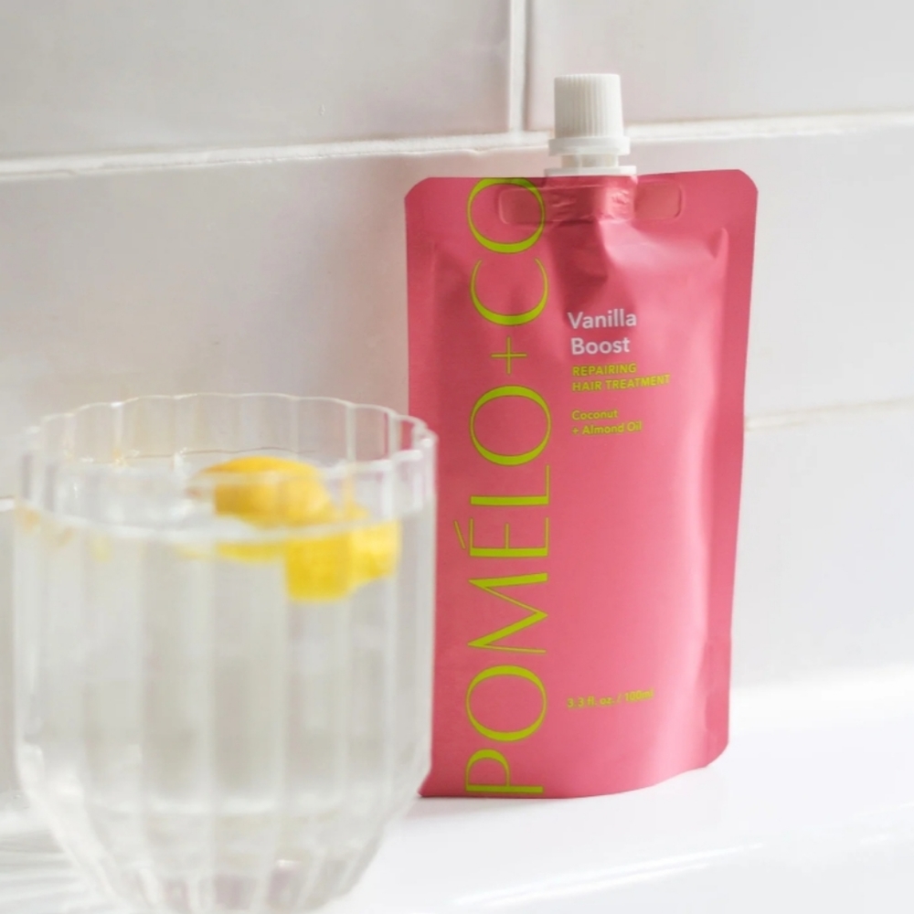 POMELO + CO VANILLA BOOST ULTA REPAIRING  COCONUT + ALMOND OIL HAIR MASK.